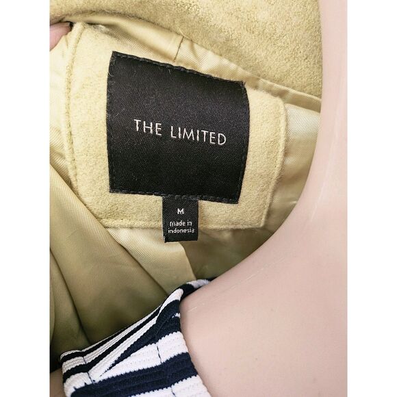 Limited Coat - Picture 8 of 9